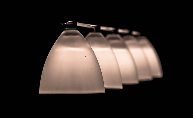 lustr, pět lamp